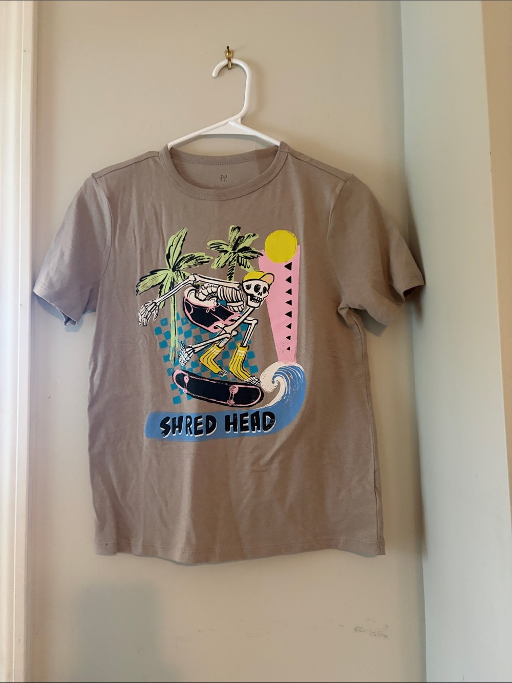 GAP Taupe 'Shred Head' Skeleton Surf Graphic Tee